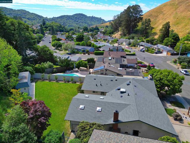 Image 12 of 60 For 2810 Wright Ave