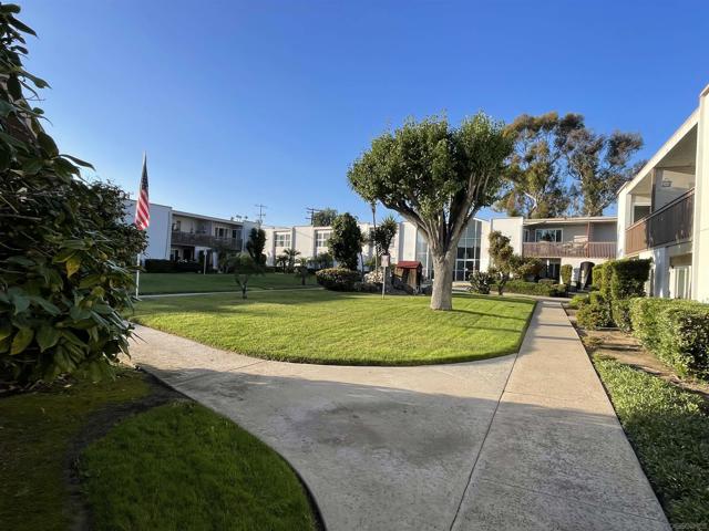 279 Moss St, Chula Vista CA: https://media.crmls.org/mediaz/44e42760-18c5-45a9-b48f-74645ab42956.jpg