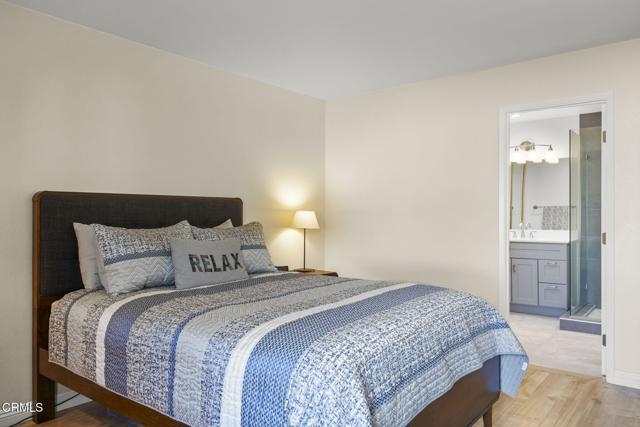 658 Holly Avenue, Oxnard CA: https://media.crmls.org/mediaz/44e541e6-f7e9-4553-b7b0-6c2c93c4d3e4.jpg