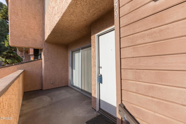 Detail Gallery Image 2 of 25 For 677 County Square Dr #59,  Ventura,  CA 93003 - 2 Beds | 2/1 Baths