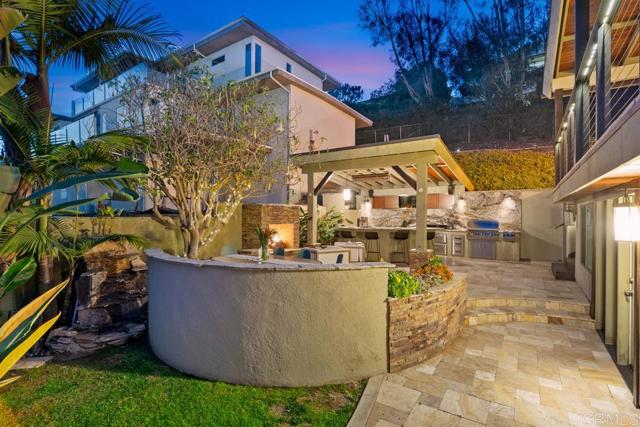 3145 Quimby Street, San Diego CA: https://media.crmls.org/mediaz/44e5bb51-2ef1-4546-91fa-b8e9aaed4f14.jpg