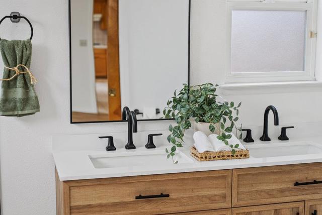 320 Errett Circle, Santa Cruz CA: https://media.crmls.org/mediaz/44e7f981-592f-425c-acaf-60c84ee90f45.jpg