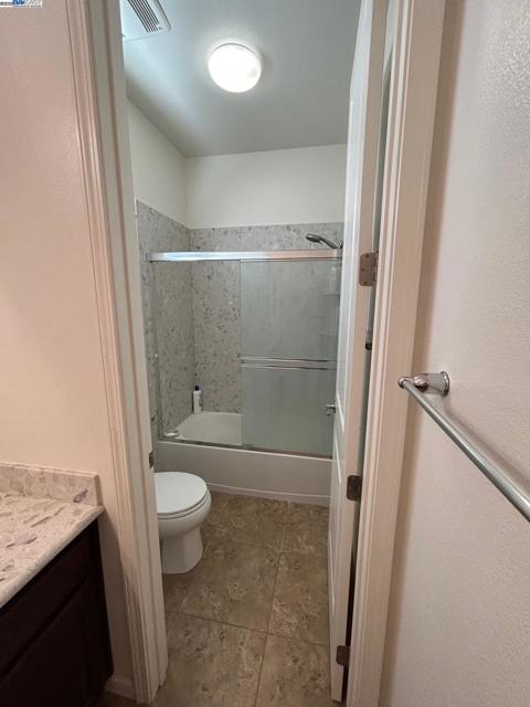 3002 Blackberry Ave, San Ramon CA: https://media.crmls.org/mediaz/44e80fba-6fc0-476f-8973-eba0b238a052.jpg
