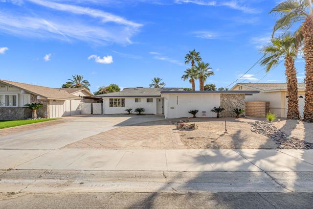 77235 Minnesota Avenue, Palm Desert CA: https://media.crmls.org/mediaz/44e8475b-f521-404d-91b5-815fb752156d.jpg