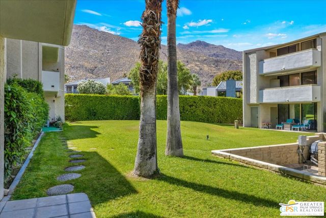 261 E La Verne Way #B, Palm Springs, CA 92264