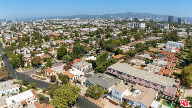 5981 Pickford Street, Los Angeles CA: https://media.crmls.org/mediaz/44e983fe-22b6-4475-9f77-6e8f66e1a626.jpg