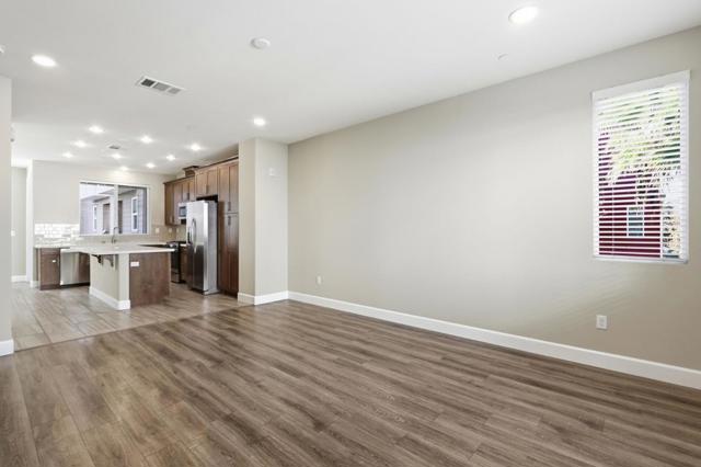 428 Whistler Place, San Jose CA: https://media.crmls.org/mediaz/44ea15e7-a82a-4d16-86b7-dad0c63ea662.jpg