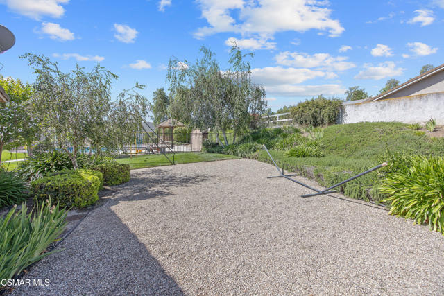 12490 Ridge Drive, Santa Rosa CA: https://media.crmls.org/mediaz/44ea9356-f95e-4aea-aab6-42fefac7d71a.jpg