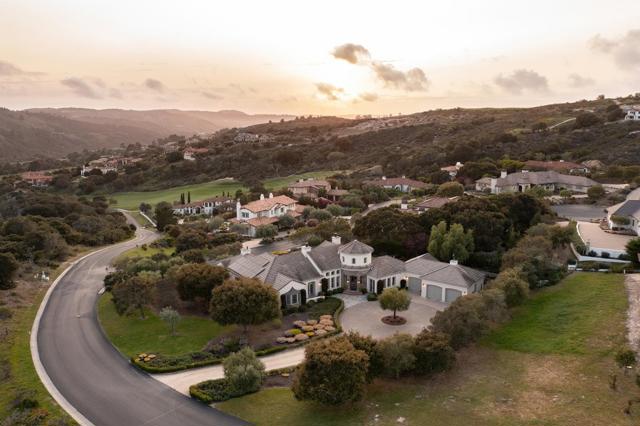 500 Estrella Doro, Monterey CA: https://media.crmls.org/mediaz/44eb99f3-0413-427d-98fb-82885d6018f3.jpg