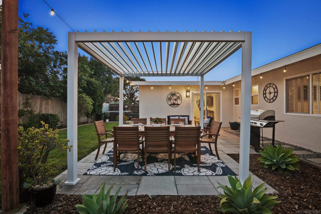 4489 Bertha Street - photo 8