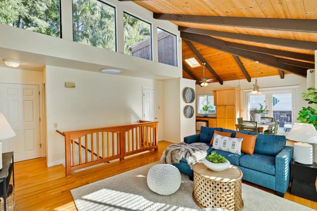 851 Burns Avenue, Aptos CA: https://media.crmls.org/mediaz/44ec2567-2092-4b08-bde2-296a43c1519a.jpg