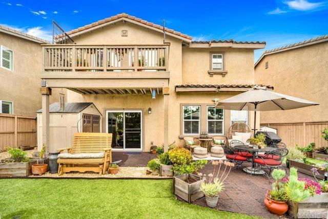 1288 Long View Drive, Chula Vista CA: https://media.crmls.org/mediaz/44ec4fb5-8b16-4f61-adb4-5a579c04bd1f.jpg