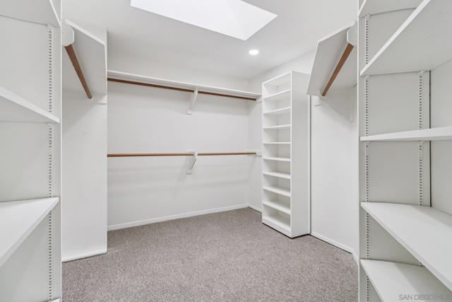 8560 Sunrise Ave, La Mesa CA: https://media.crmls.org/mediaz/44ec5187-db71-4a76-8c8c-5cc46e550fdb.jpg
