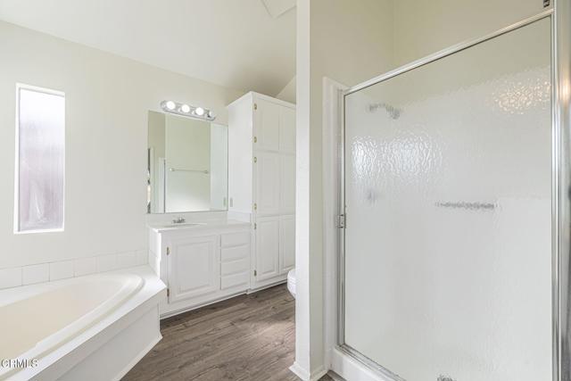 Detail Gallery Image 27 of 50 For 20046 Canyon View Dr, Santa Clarita,  CA 91351 - 3 Beds | 2 Baths