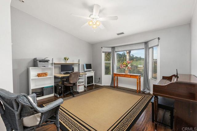 Detail Gallery Image 10 of 49 For 11106 Calgary Way, Valley Center,  CA 92082 - 3 Beds | 2 Baths