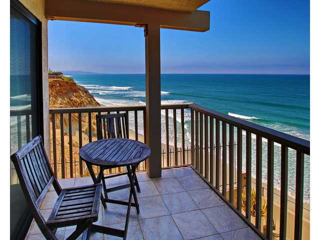 Image 4 of 23 For 873 Beachfront Drive