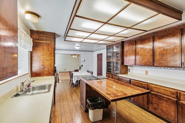 13560 Santa Teresa Boulevard, San Martin CA: https://media.crmls.org/mediaz/44f2dd51-57aa-4a5d-a368-cadec54de931.jpg