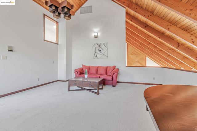 1518 MADERA CT, El Cerrito CA: https://media.crmls.org/mediaz/44f2edc4-66a7-464e-97de-7546623b82a0.jpg