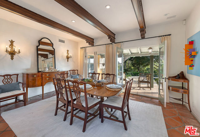 1029 Alston Road, Santa Barbara CA: https://media.crmls.org/mediaz/44f3fada-de7b-422f-bf17-3ca1e07e928f.jpg