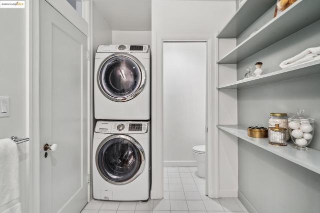 6051 MARGARIDO Dr, Oakland CA: https://media.crmls.org/mediaz/44f51d03-d065-4c10-9383-66ed58784363.jpg
