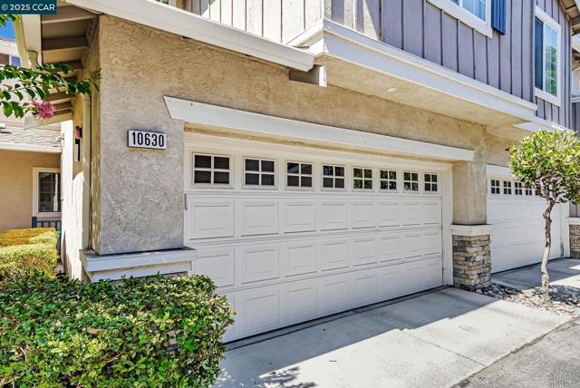 10630 Roys Hill Ln, Dublin CA: https://media.crmls.org/mediaz/44f53c9c-5db7-45e7-9f99-86ec1d86e879.jpg