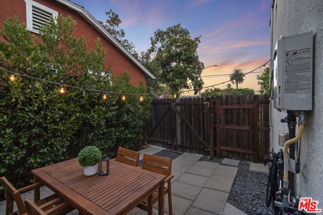 5966 Airdrome Street, Los Angeles CA: https://media.crmls.org/mediaz/44f57c56-8b01-4fa1-a2b1-0b5f15fff1de.jpg