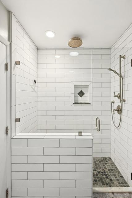 940 Fresno St, Pismo Beach CA: https://media.crmls.org/mediaz/44f70b88-28f1-493b-b230-16e46f630073.jpg