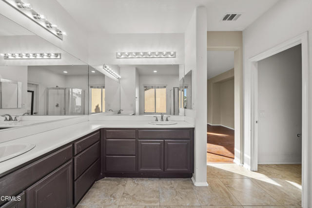 Detail Gallery Image 29 of 41 For 1930 Ribera Dr, Oxnard,  CA 93030 - 5 Beds | 3 Baths