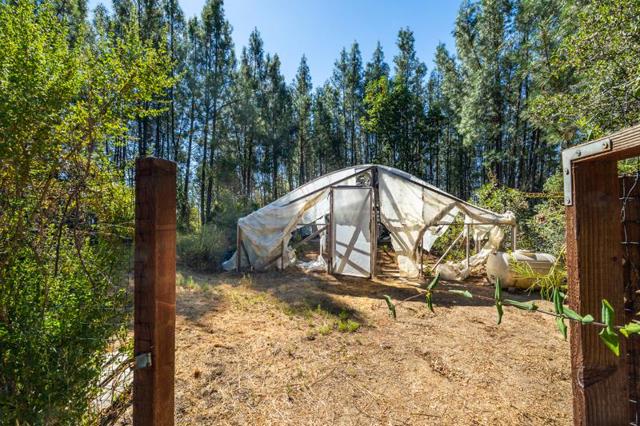 924 Croy Ridge Road, Gilroy CA: https://media.crmls.org/mediaz/44f75c84-006c-4c52-9574-400828e3cbc7.jpg
