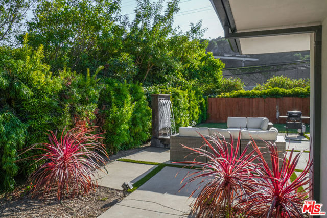 11848 Bel Terrace, Los Angeles CA: https://media.crmls.org/mediaz/44f84d8f-91f4-47c9-8c04-2809cdadd6f5.jpg