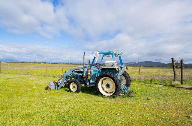 50255 Adobe Place, Bradley CA: https://media.crmls.org/mediaz/44f8ab25-6df7-44cc-9ac6-eb027d3a5e5c.jpg