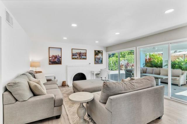 Detail Gallery Image 14 of 42 For 754 Rocking Horse Rd, Vista,  CA 92081 - 4 Beds | 3 Baths