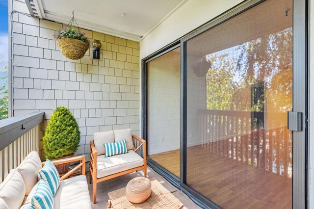 49 Showers Drive, Mountain View CA: https://media.crmls.org/mediaz/44fb131c-df60-4d98-b125-c021c4cb2404.jpg