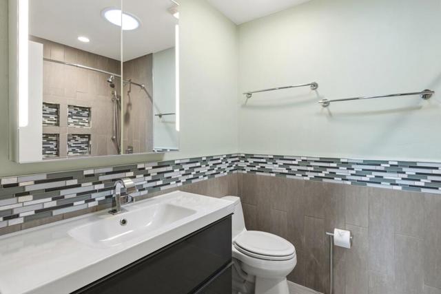 43240 Virginia Avenue, Palm Desert CA: https://media.crmls.org/mediaz/44fb8c21-7d15-488c-8423-0495bab1c170.jpg