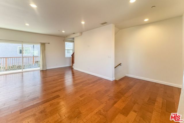 6178 Aldama Street, Los Angeles CA: https://media.crmls.org/mediaz/44fd9ffc-b089-45c3-a9ad-7670ff7ec75e.jpg