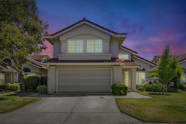17152 Tassajara Circle, Morgan Hill CA: https://media.crmls.org/mediaz/44fecee9-5cfb-48f8-aee8-72630edb727c.jpg