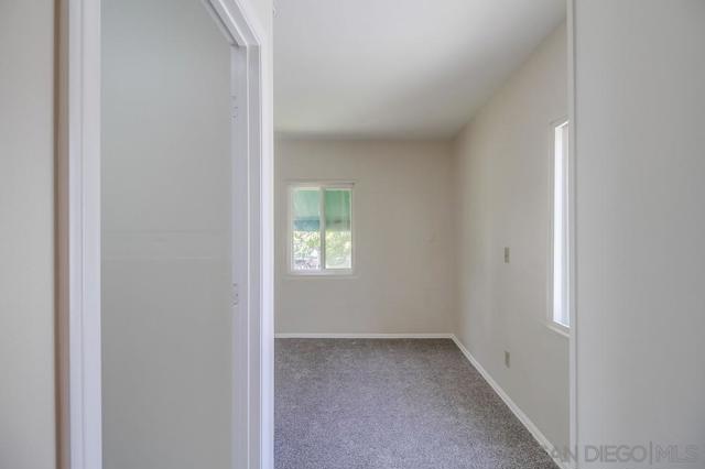 309 11 E Ave, Coronado CA: https://media.crmls.org/mediaz/4500924a-b202-4344-8680-5b02ffbaeb68.jpg