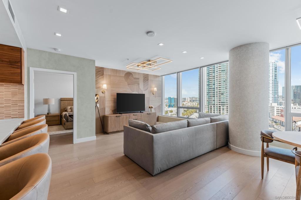 888 W E Street #1106