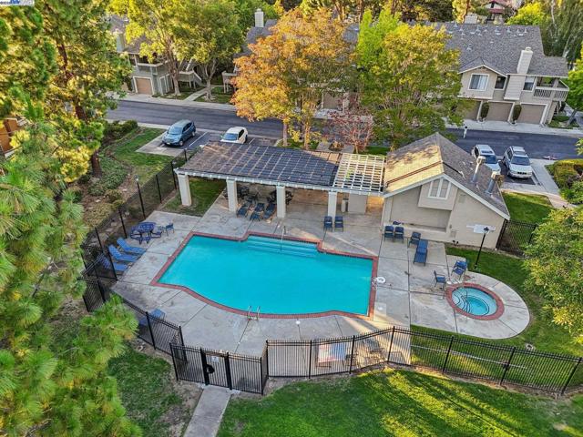 34627 Pueblo Terrace, Fremont CA: https://media.crmls.org/mediaz/45030bd9-857d-47c8-a9b3-b5c4ca95bc9b.jpg