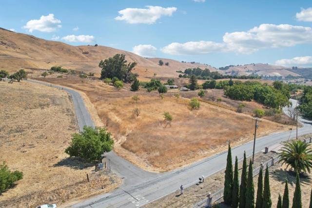 0 Silveira Lane, San Jose CA: https://media.crmls.org/mediaz/45036afa-f1c4-47ae-9cae-6dccc1296743.jpg