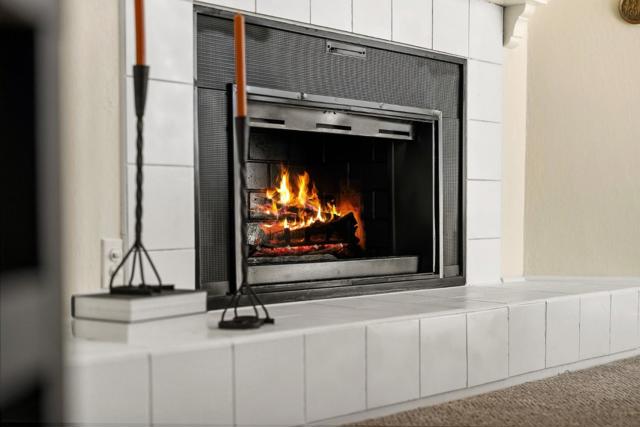 1100 Glacier Avenue, Pacifica CA: https://media.crmls.org/mediaz/45040b9a-9d37-4a2a-be06-702652e6b41c.jpg