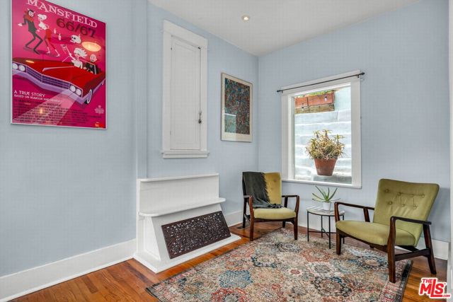 8181 Gould Avenue, Los Angeles CA: https://media.crmls.org/mediaz/4504ba1b-ef95-4d8c-9784-eba9e36ebd19.jpg