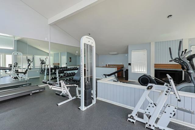 3454 Castle Glen Dr., San Diego CA: https://media.crmls.org/mediaz/4505afed-196f-4c71-95aa-c517fce4fdad.jpg