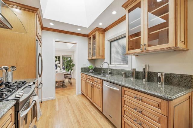 650 Hyde Park, Sunnyvale CA: https://media.crmls.org/mediaz/45061b10-8243-4afd-a67a-796a1eb2542f.jpg