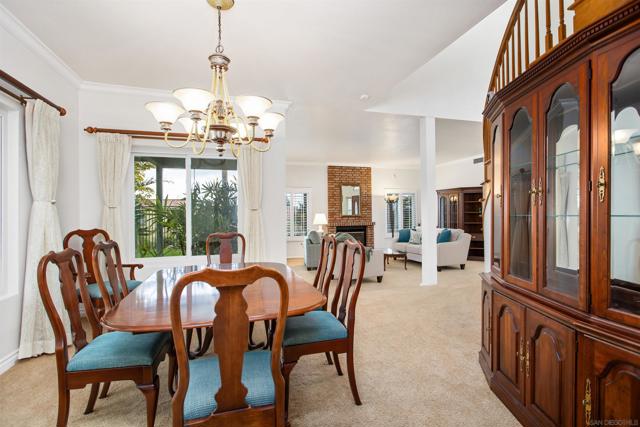 6823 Corintia St, Carlsbad CA: https://media.crmls.org/mediaz/450643c8-5501-4372-83a3-ba518fe49fe4.jpg