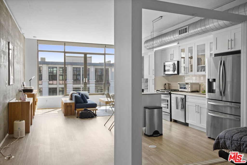 MLS #25619373 image #17