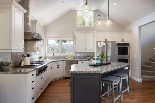 929 W Carmel Valley Road, Carmel Valley CA: https://media.crmls.org/mediaz/45089d7d-fb30-4bdb-90f0-e624848ad24b.jpg