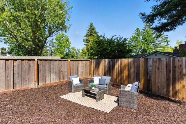 369 La Cuesta Drive, Portola Valley CA: https://media.crmls.org/mediaz/450973db-0ebe-421a-a9cd-8a2d83774b72.jpg