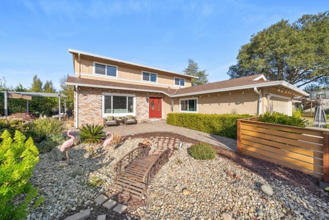 6915 Dartmoor Way, San Jose CA: https://media.crmls.org/mediaz/4509b4aa-afb8-4763-a84f-29131e212334.jpg