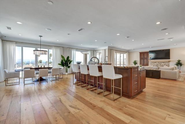 36 Coronado Pointe, Laguna Niguel CA: https://media.crmls.org/mediaz/4509f9c6-7af7-48e7-ae44-39b6caf78534.jpg